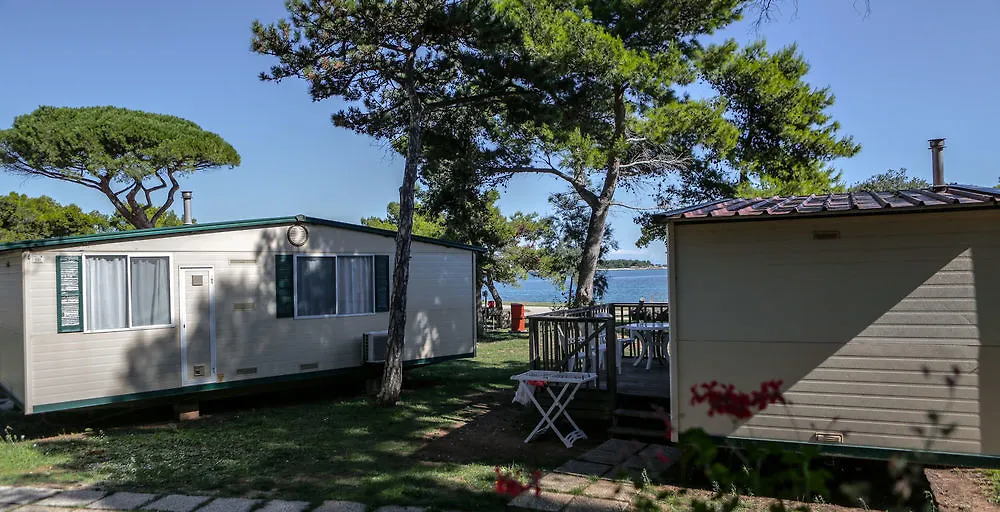 Arena Medulin Mobile Homes 2*,